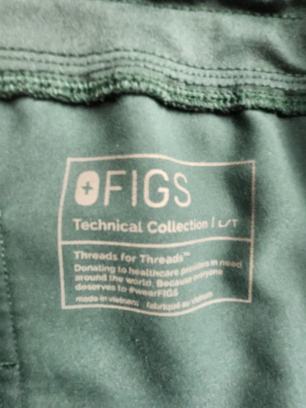 FIGS Scrubs Set - Technical Collection (Green / Teal) 🩺✨ - Picture 4 of 16